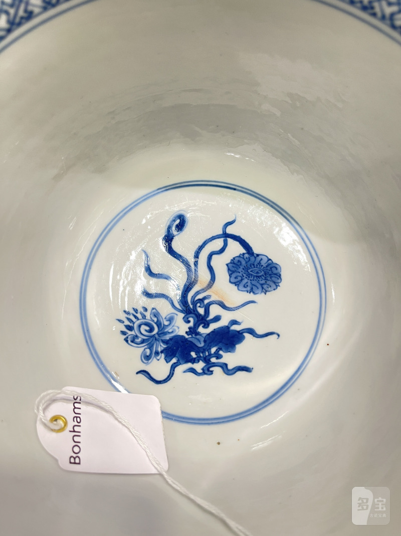 清康熙 青花一束莲纹大碗 - 图8